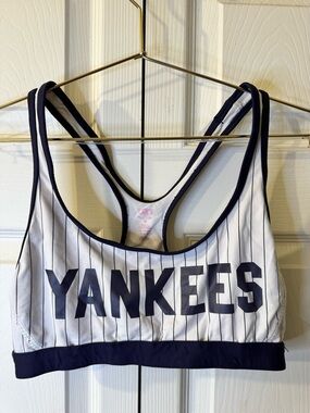 PINK Victoria's Secret Yankees Sports Bra with Navy Trim